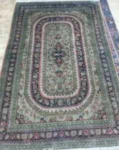 قالیشویی در محدوده عباس‌ آباد