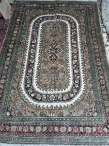 قالیشویی در محدوده عباس‌ آباد